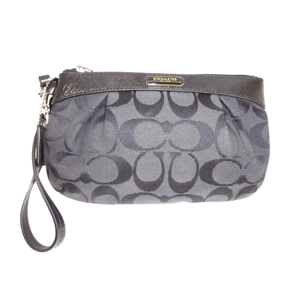 Coach Signature Jacquard Pleated Wristlet‎ Black Grey Leather Trim Logo Plaque